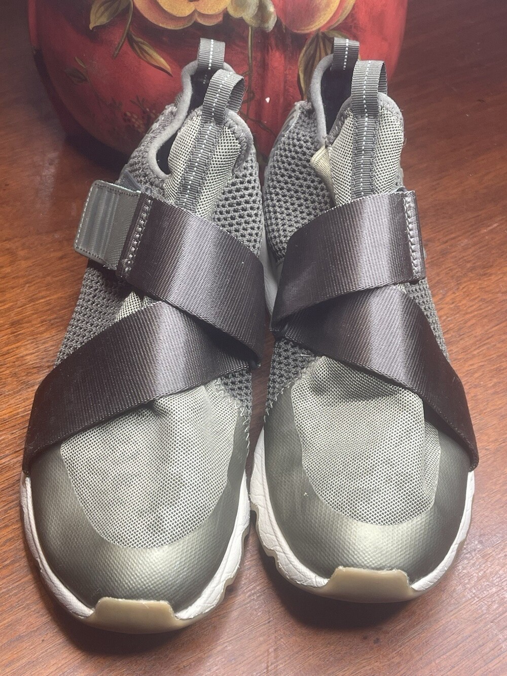 Sorel Kinetic Sneakers NL2909-052 Womens Sz 9.5M GreenComfort Trainers Shoes